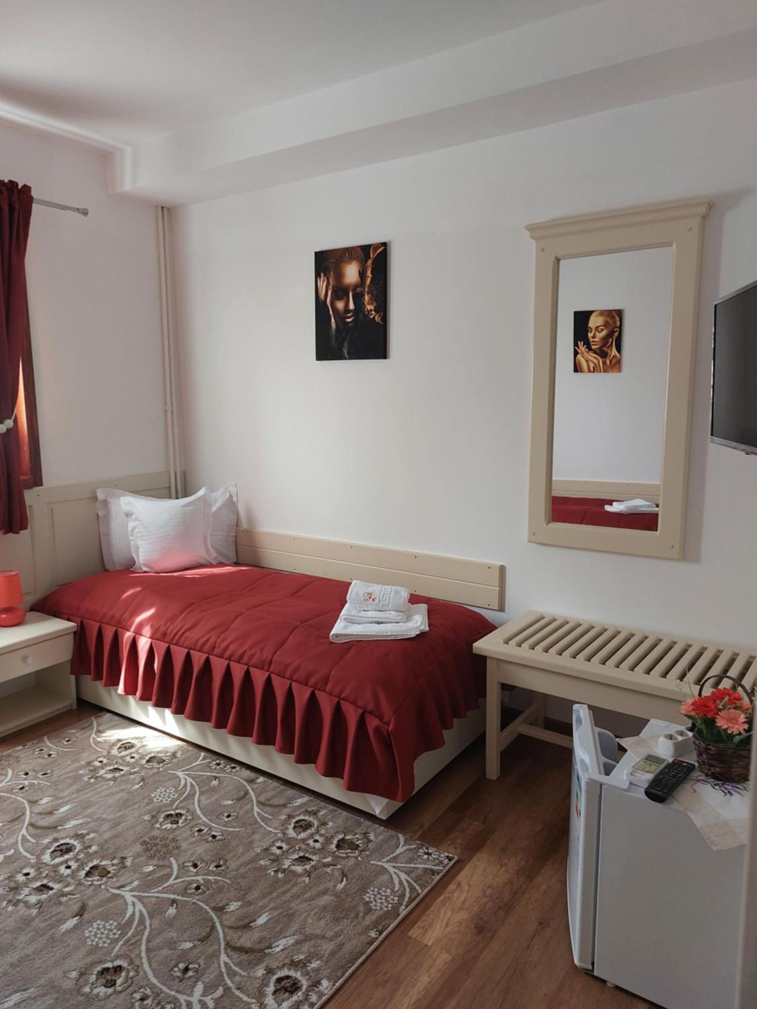 Vila Onix Sacueni Екстер'єр фото